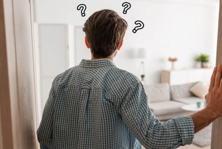 Tại sao con người hay quên việc định làm khi bước qua cửa?