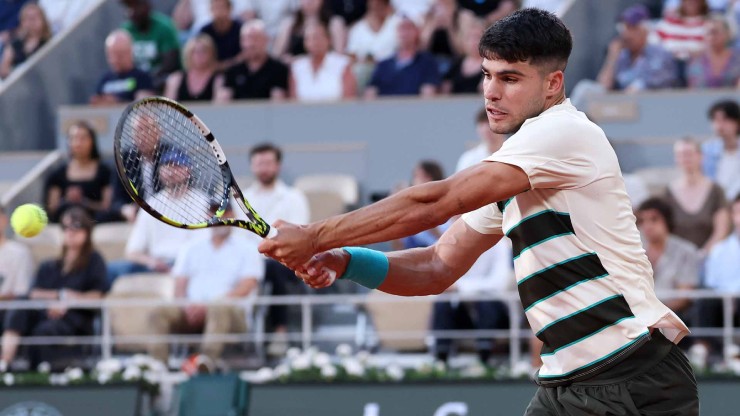 "Carlitos" đang dần tạo vị thế vững chắc ở Roland Garros như cách Nadal từng làm&nbsp;