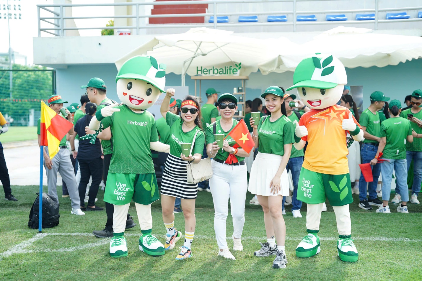 Herbalife Việt Nam phối hợp cùng Liên đoàn Bóng đá Việt Nam đồng hành và tiếp sức cho các Đội tuyển Bóng đá Quốc gia Việt Nam - 5