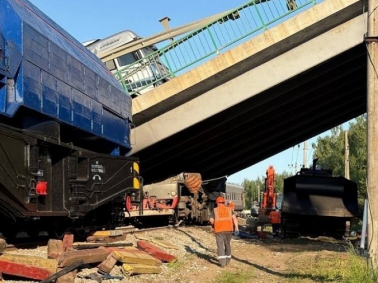 Thông tin mới hai vụ sập cầu liên tiếp ở vùng biên giới Nga giáp Ukraine