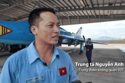 Tiêm kích cường kích huấn luyện ném bom