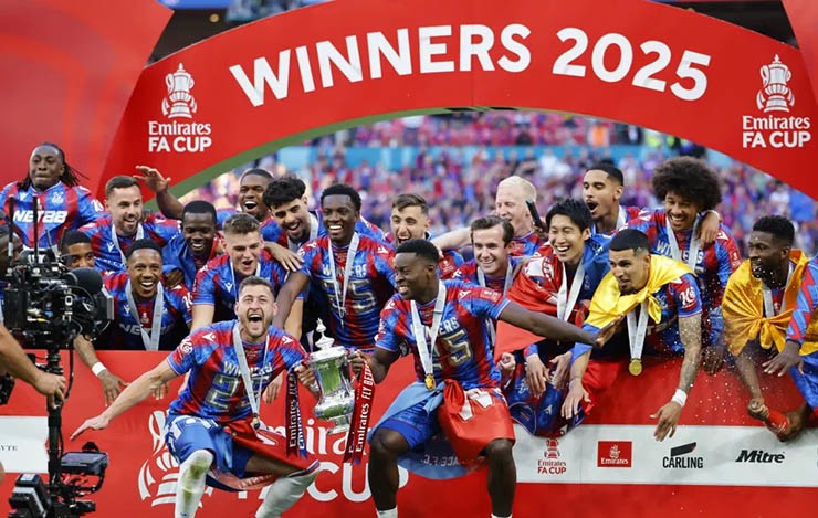 Crystal Palace lần đầu tiên có một danh hiệu lớn