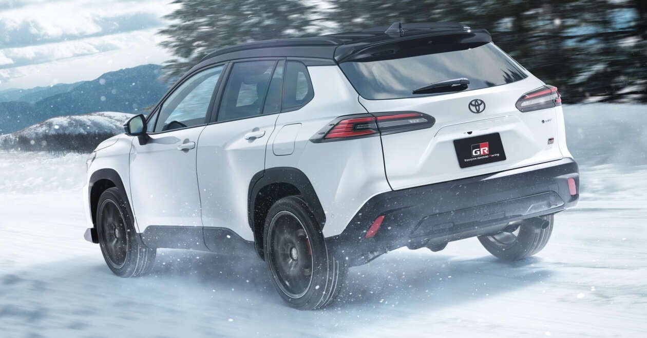 Phiên bản hiệu suất cao của dòng xe Corolla Cross GR Sport lộ diện - 3