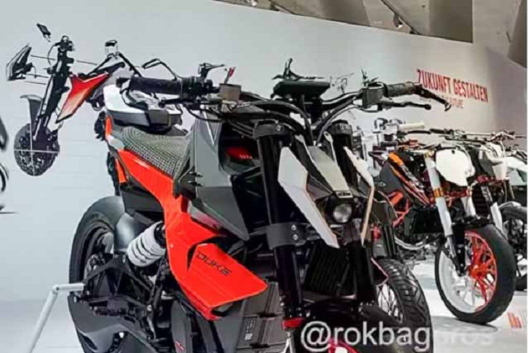 Mô tô điện KTM E-Duke lộ diện, hiệu năng mạnh mẽ, thiết kế chất khỏi bàn!
