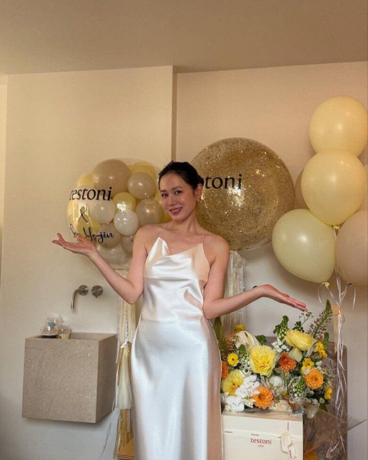 Top 10 gương mặt đẹp nhất phim Hàn 2025 tiết lộ bí quyết làm đẹp "xịn sò" mà đơn giản không ngờ - 35