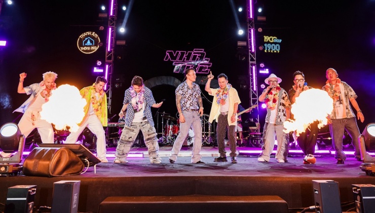 Nhóm Nhà Trẻ gồm Binz, Hà Lê, Rhymastic, Quốc Thiên, Duy Khánh, Tiến Luật, Tiến Đạt kết hợp làm show tại thành phố Hạ Long. Trong ba tiếng, họ mang đến cho người hâm mộ hơn 25 tiết mục với những bài quen thuộc lẫn sáng tác mới.