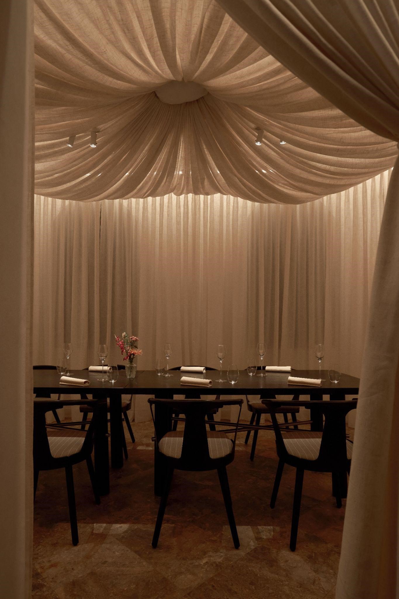 (Ảnh: Nephele Restaurant)