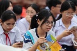 Đề thi lớp 10 môn ngữ văn: Ngữ liệu không có trong sách giáo khoa, phải làm sao?
