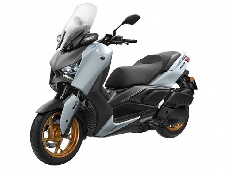 Yamaha XMAX 300 mới vừa công bố giá bán tại Việt Nam