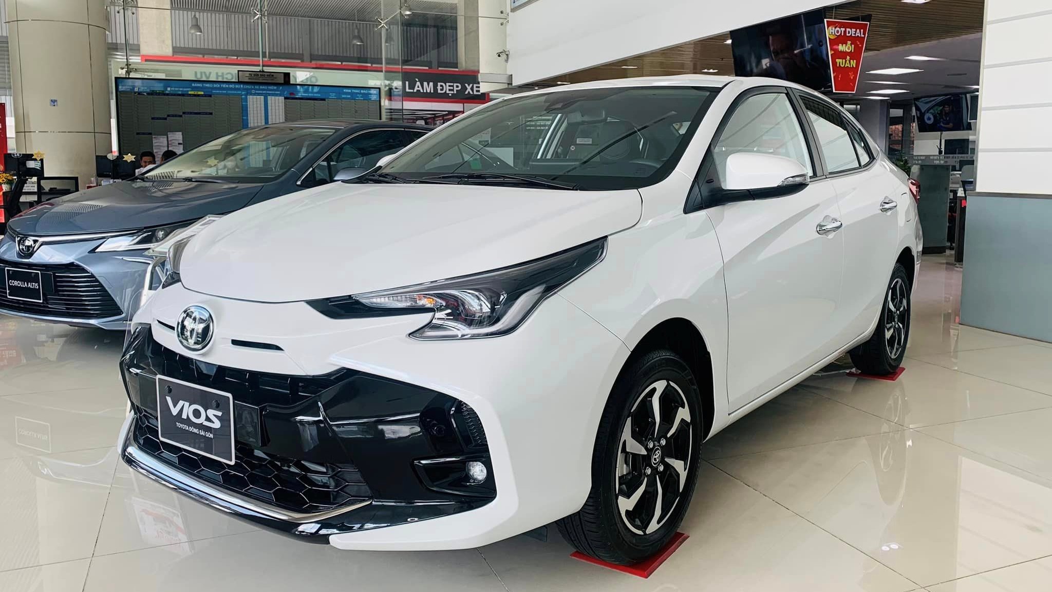 Người Việt ngày càng lựa chọn xe gầm cao thay cho sedan - 1