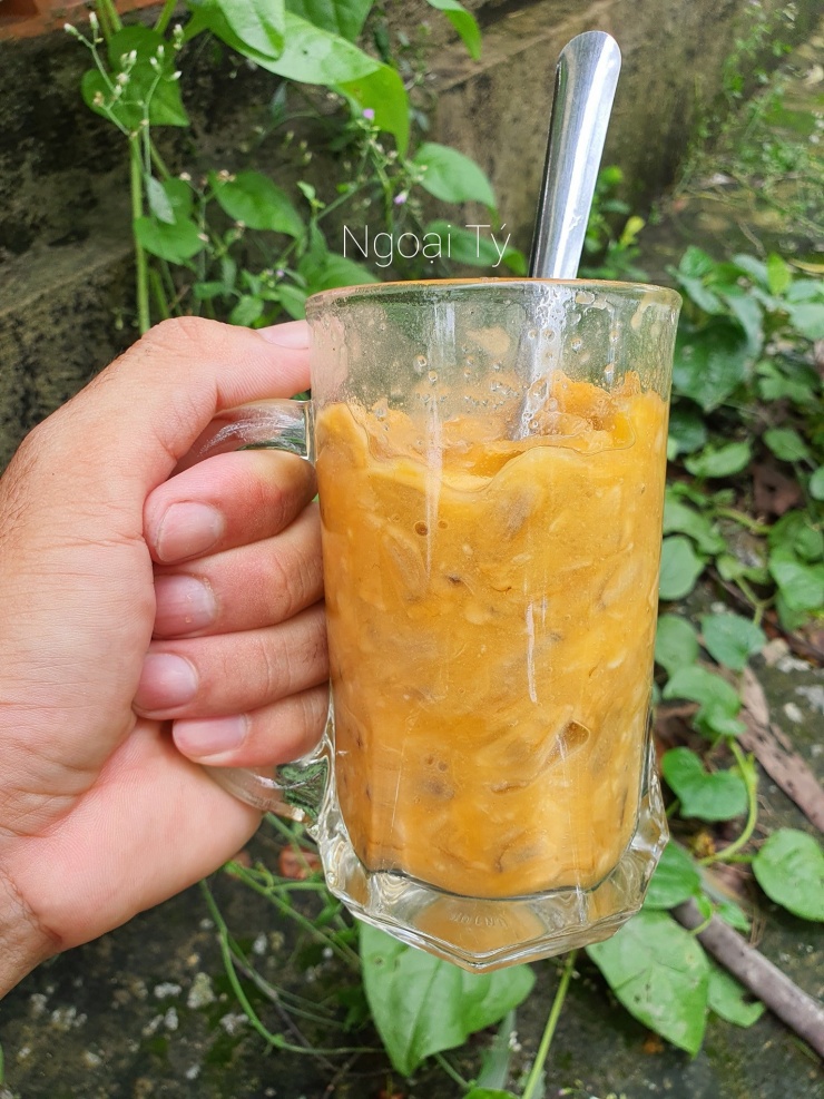 Bình bát dầm đường là món giải nhiệt hấp dẫn. Ảnh: Suốt Anh