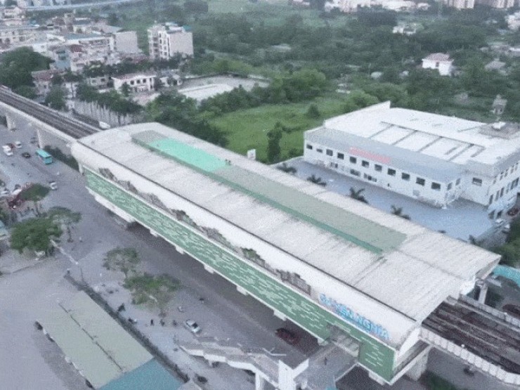 'Vá' lỗ thủng ga tàu điện Cát Linh - Hà Đông