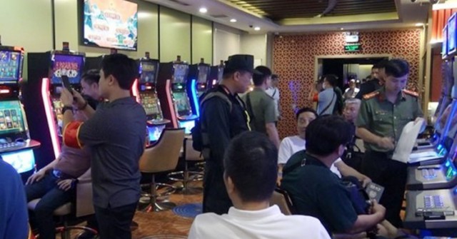 Cựu bí thư Thành ủy Hòa Bình và các con bạc đã ...