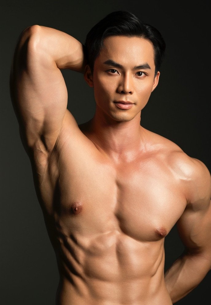 Nam người mẫu trải qua quá trình tập luyện nghiêm ngặt để có vóc dáng lý tưởng.&nbsp;