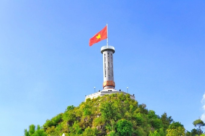 Cột cờ Lũng Cú.
