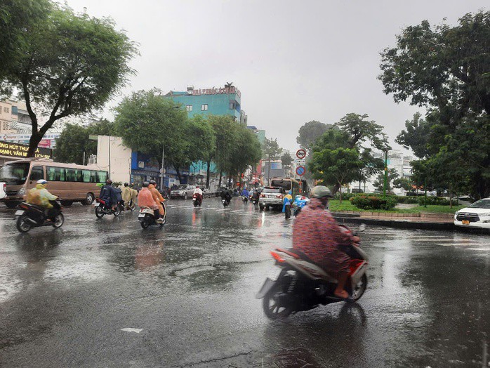 Khu vực quận 5 cũng mưa rất to