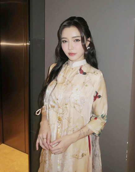 Ngỡ ngàng với diện mạo mới của ca sĩ Bích Phương sau thời gian “ở ẩn” - 5
