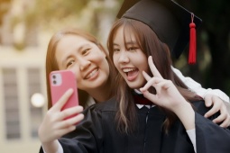 Món quà ý nghĩa ghi dấu cột mốc trưởng thành của con