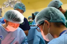 Cô gái mất cả hai quả thận vì thói quen tai hại thường gặp ở giới trẻ