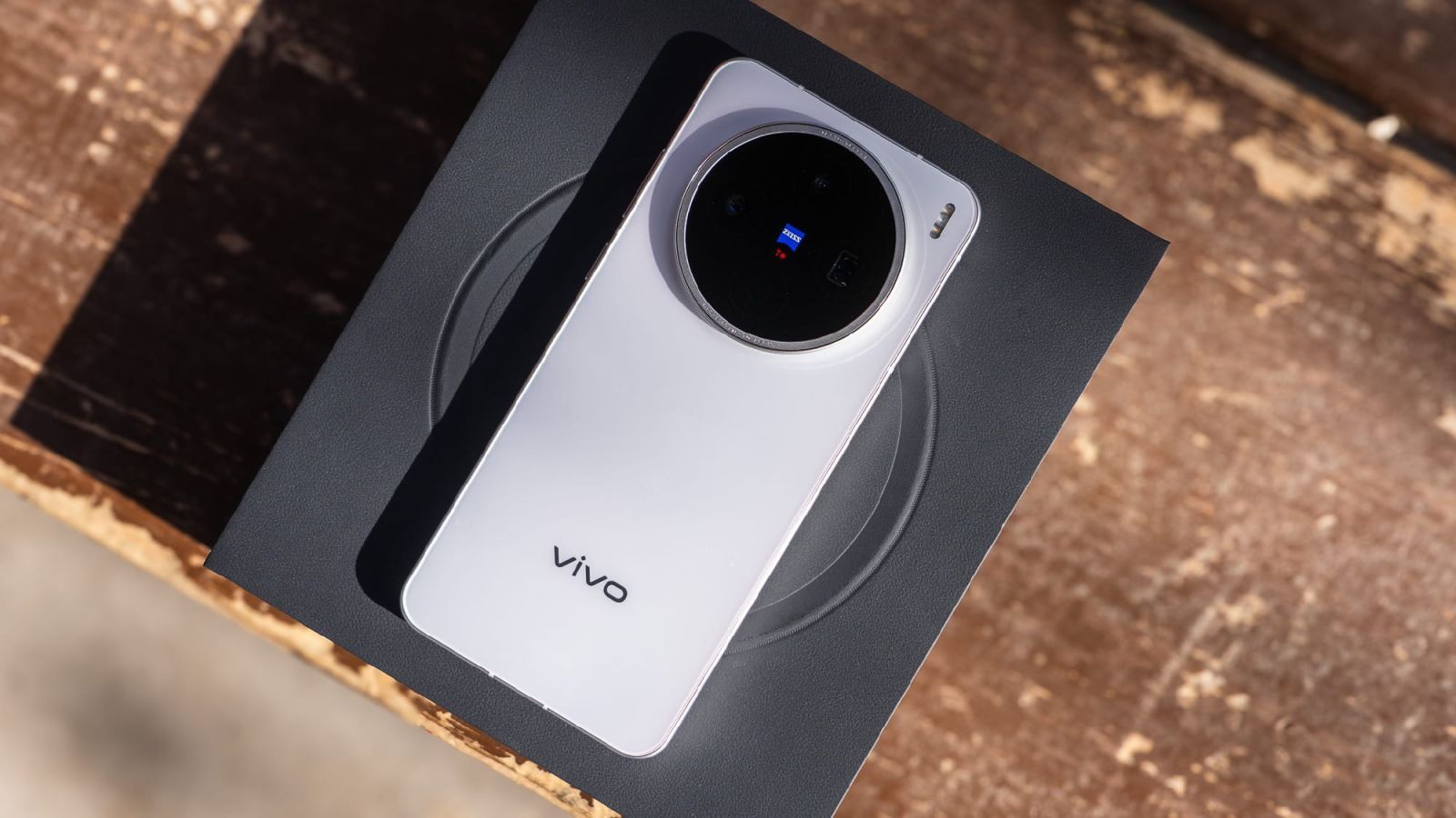So sánh Vivo X200s và iPhone 16 Pro: Vivo liệu có vượt trội hơn iPhone? - 4