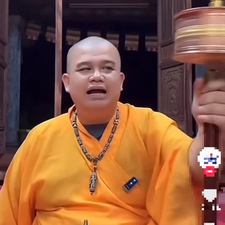 Thầy Quảng đã lên chùa Thạch Long để tu tập và quản lý được khoảng 8 năm nay.