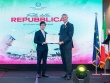 Giảng viên đại học Tôn Đức Thắng nhận tước hiệu Hiệp sĩ Cộng hòa Italia