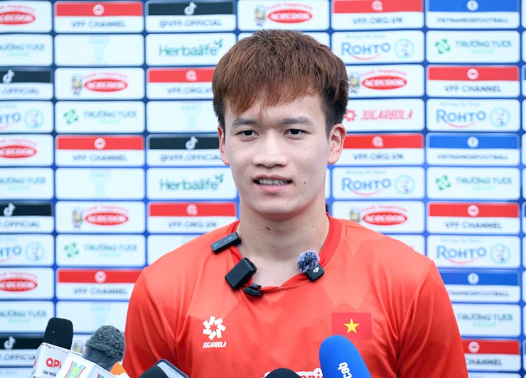 Hoàng Đức cho rằng ĐT Việt Nam tổn thất lớn khi không có sự phục vụ của Công Phượng.