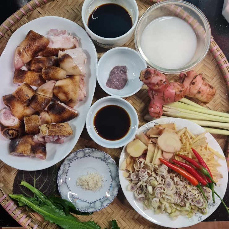 Cách làm chân giò nấu giả cầy kiểu miền Nam vừa đơn giản vừa ngon - 2