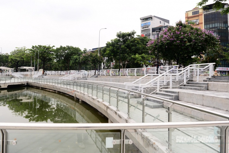 Hồ Hoàng Cầu ‘lột xác’, người dân phấn khởi tập thể dục giữa không gian mới - 11