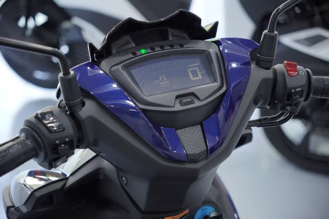 Bản đặc biệt của Yamaha Exciter xuất hiện tại Việt Nam - 11