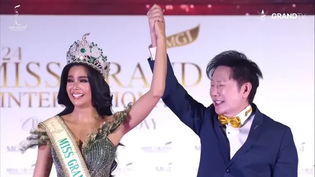 Tân Miss Grand International 2024 khóc nức nở, sẵn sàng bán hàng livestream - 2