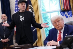 Tỷ phú Elon Musk công kích gay gắt siêu dự luật của ông Trump, Nhà Trắng “ngỡ ngàng”