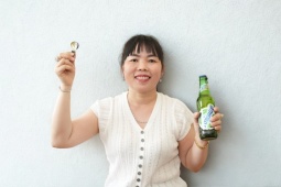 Nhiều người ngỡ ngàng khi đến tiệc tay không, ra về “ẵm” giải nửa tỷ đồng từ Tuborg