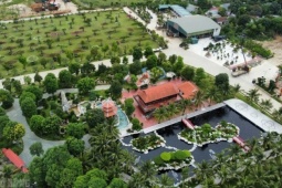 Thực hư khu biệt phủ cả ngàn m2 của Tuấn  " thần đèn "  ngoài đê sông Mã?