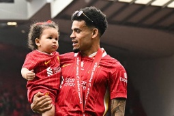 Trực tiếp chuyển nhượng tối 4/6: Liverpool không bán Luis Diaz cho Barca