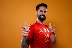 ĐT Tây Ban Nha đại chiến Pháp: " Đôi chân ma thuật " Isco trở lại sau 6 năm