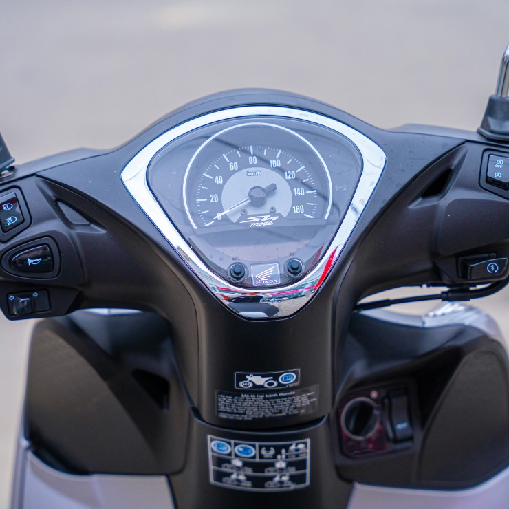 Mua xe ga hạng sang, nên chọn Honda SH Mode hay Piaggio Liberty 125 S? - 7