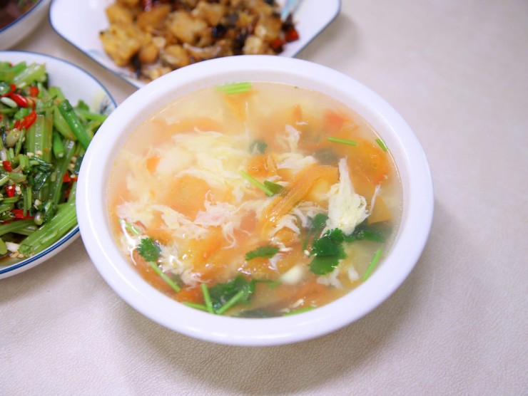 Thực đơn 4 món đơn giản, hấp dẫn cho gia đình đông người - 1