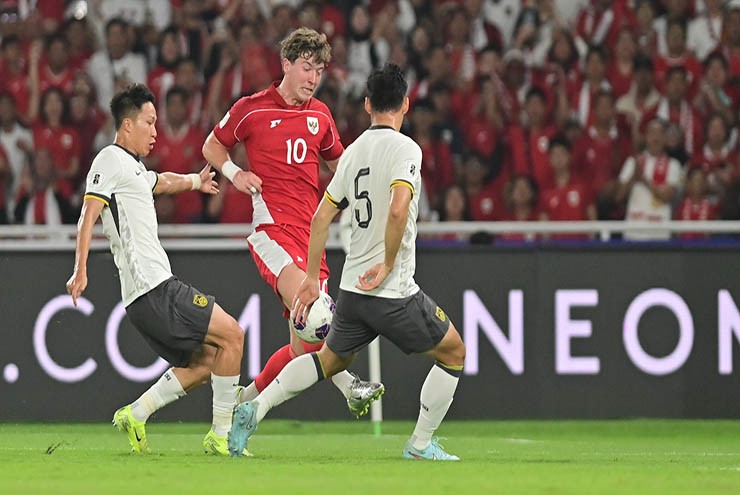 Video bóng đá Indonesia - Trung Quốc: Bước ngoặt penalty, suất play-off trong tầm tay (Vòng loại World Cup)
