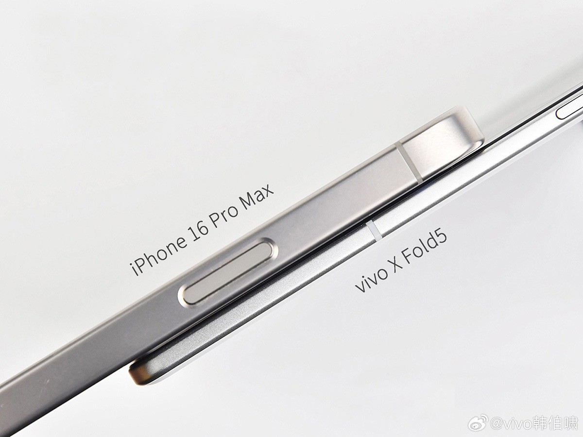 Vivo X Fold 5 khoe thiết kế siêu mỏng, đọ dáng cùng iPhone 16 Pro Max - 1