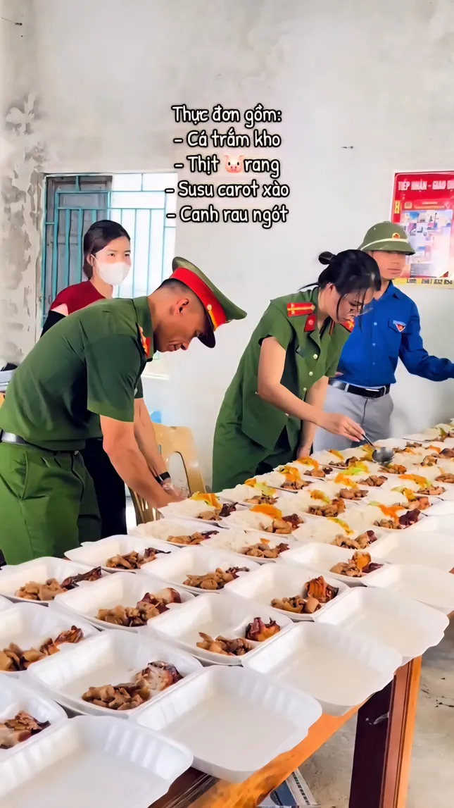Suất cơm 0 đồng với thực đơn 