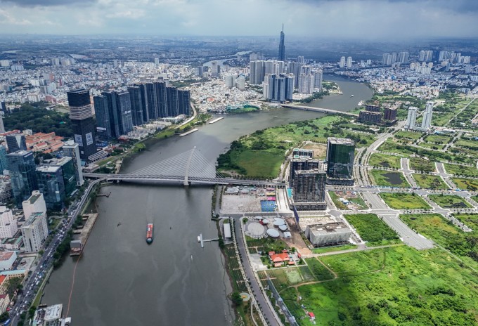 Bất động sản khu Đông TP HCM với các khu tái định cư, chung cư, nhà phố, đất nền ở thành phố Thủ Đức, tháng 8/2024. Ảnh: Quỳnh Trần
