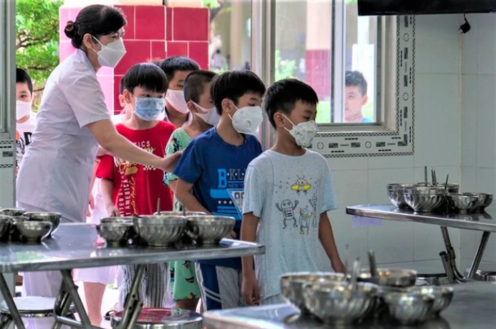 Hà Nội sẽ dành hơn 3.000 tỉ đồng hỗ trợ bữa trưa cho học sinh tiểu học. Ảnh minh hoạ