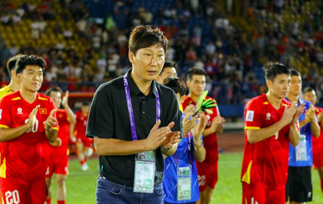 HLV Kim Sang-sik cho biết tuyển Việt Nam sẽ nỗ lực tối đa để giành chiến thắng chủ nhà Malaysia ở trận đấu quan trọng ngày 10-6 tới