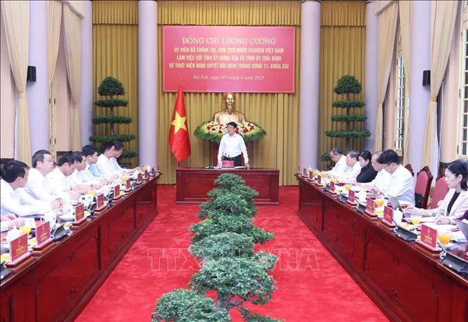 Chủ tịch nước Lương Cường làm việc với Tỉnh ủy Hưng Yên và Tỉnh ủy Thái Bình về việc thực hiện Nghị quyết Hội nghị Trung ương 11, khóa XIII. Ảnh: TTXVN