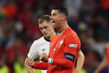 Ronaldo phá dớp trước ĐT Đức: Mục tiêu 1.000 bàn không còn là giấc mơ xa