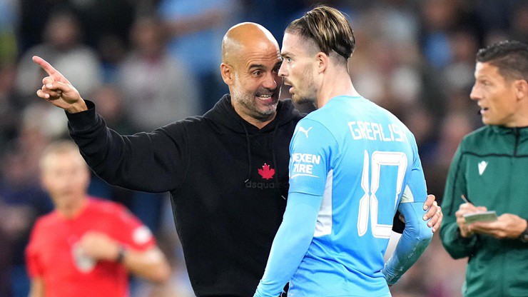 HLV Pep Guardiola mở đường cho Grealish ra đi