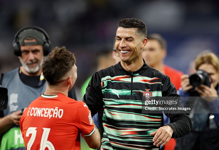 Conceicao và Ronaldo thay nhau lập công giúp tuyển Bồ Đào Nha tiến vào chung kết UEFA Nations League