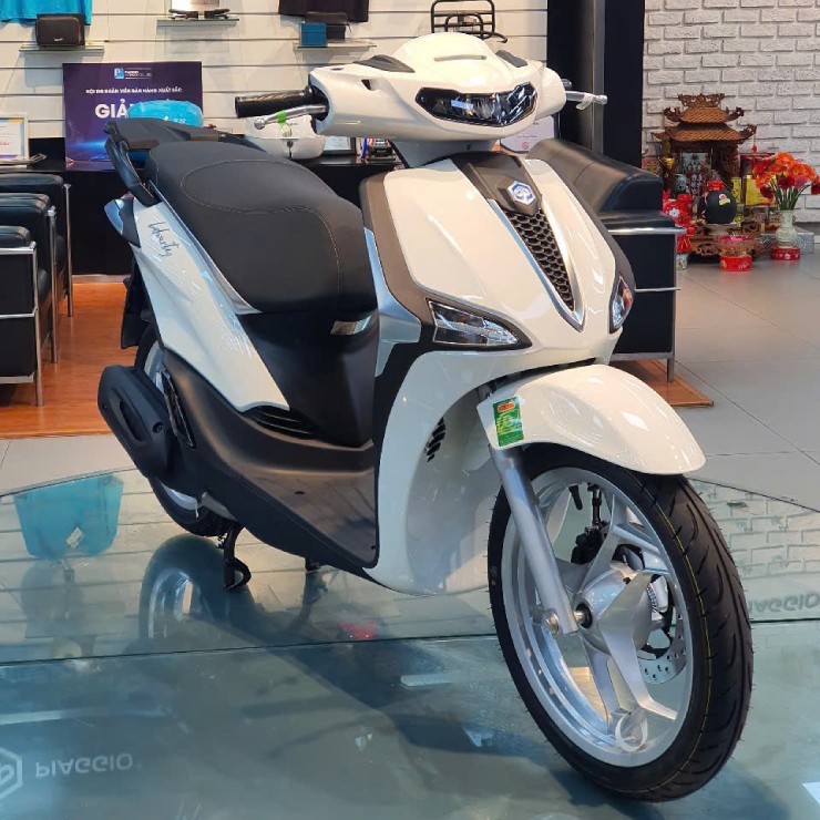 Giá xe ga Piaggio Liberty tháng 6/2025, ưu đãi lên tới 8 triệu đồng - 8