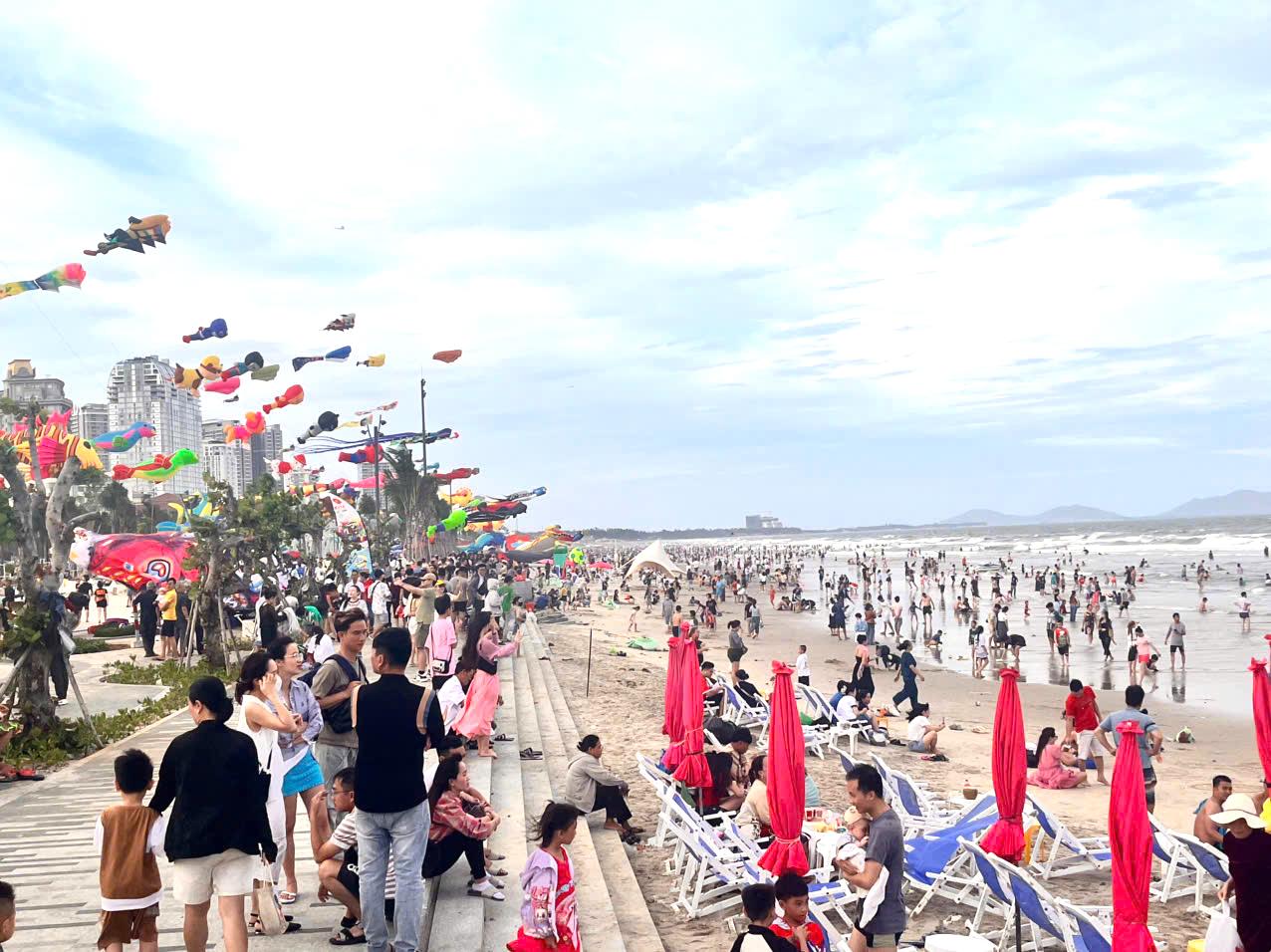 Vũng Tàu nổi tiếng với nhiều bãi tắm đẹp như Bãi Trước, Bãi Sau